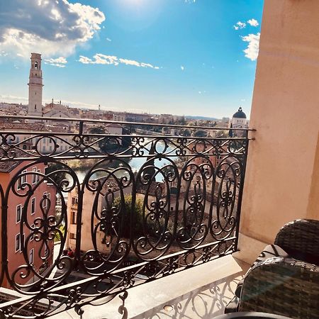Relais Colle San Pietro Bed & Breakfast Верона Екстериор снимка