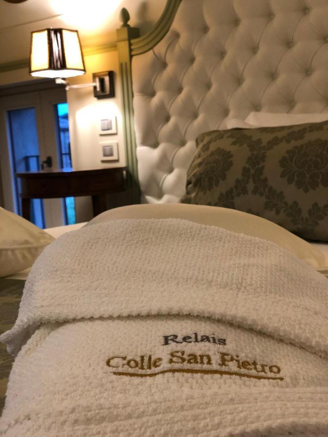 Relais Colle San Pietro Bed & Breakfast Верона Екстериор снимка