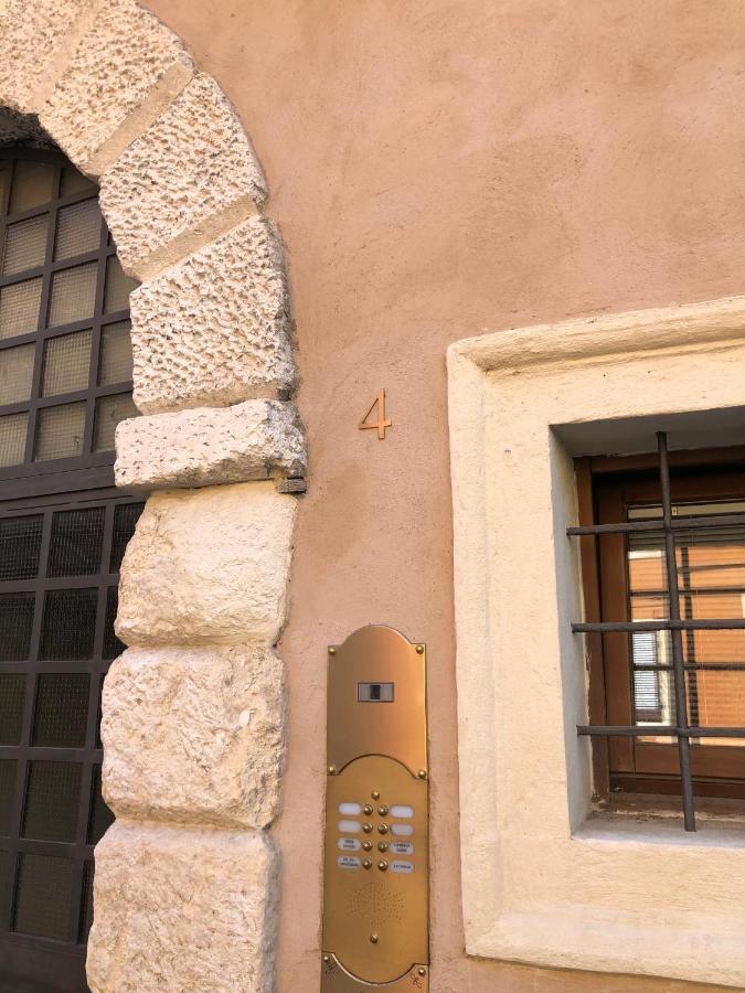Relais Colle San Pietro Bed & Breakfast Верона Екстериор снимка