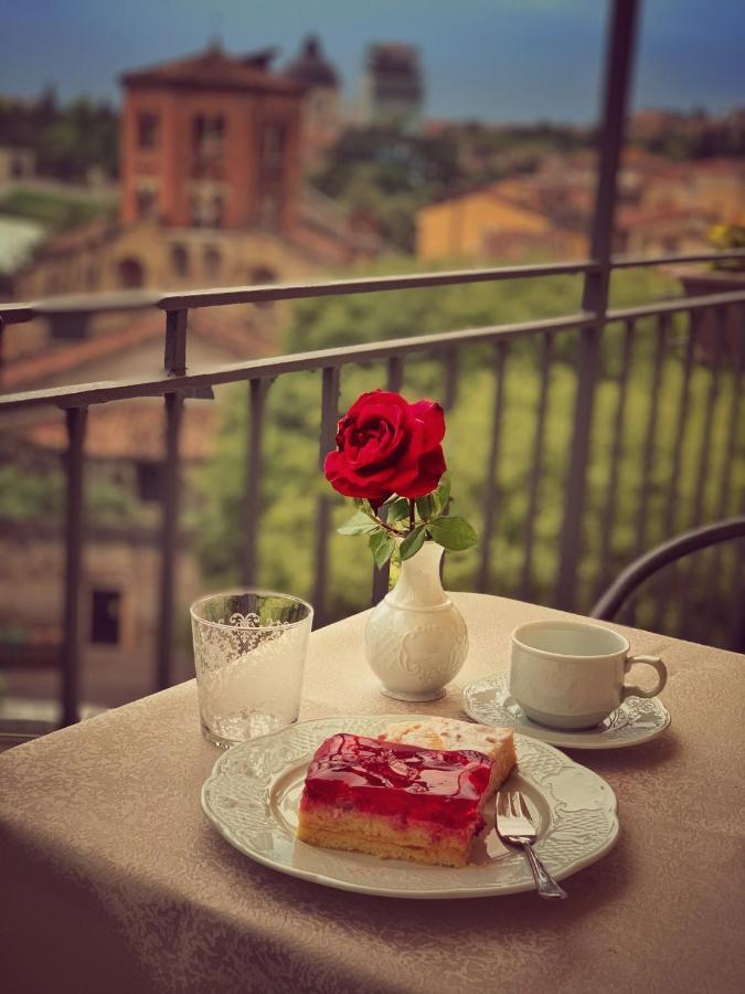 Relais Colle San Pietro Bed & Breakfast Верона Екстериор снимка